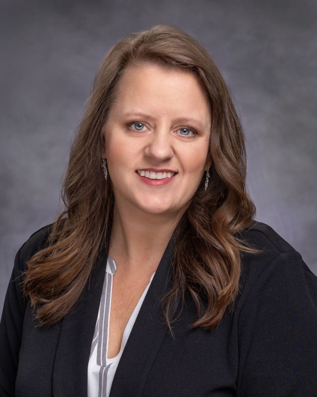 Kandi Thompson's headshot